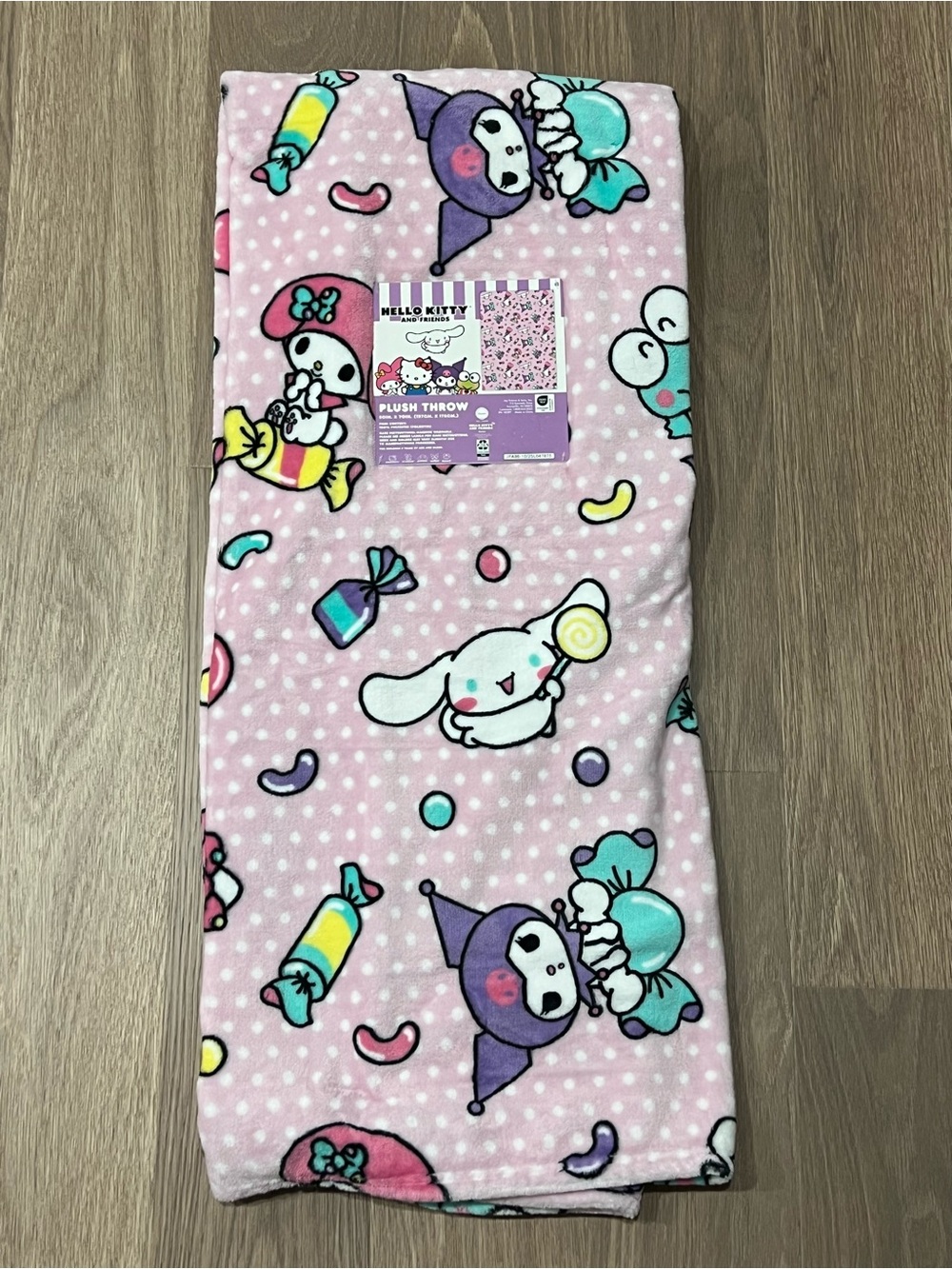 HELLO KITTY Throw Blanket 50x70 Friends Kuromi My Melody Keroppi Cinnamoroll NWT